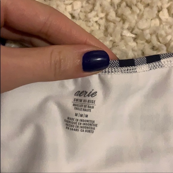 NWOT. High-wasted vintage style bikini - Picture 6 of 6